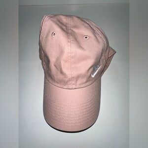 LIKE NEW NIKE WOMENS HAT HERITAGE86 1SIZE IN LIGHT PINK